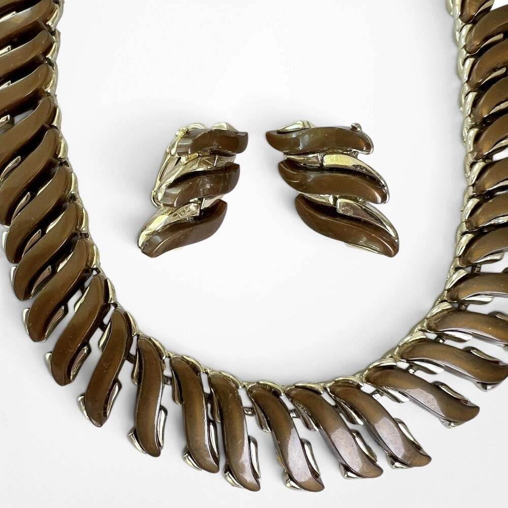 Coro Signed Necklace Earrings Set Brown Thermoset Style Leaf Link Gold Tone Vtg